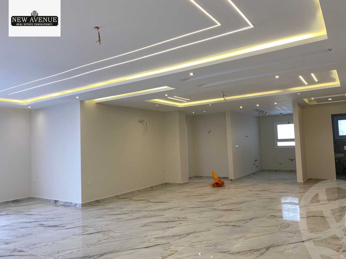 https://aqarmap.com.eg/ar/listing/5754931-for-sale-cairo-new-cairo-compounds-hyde-park-centre-ville-hyde-park