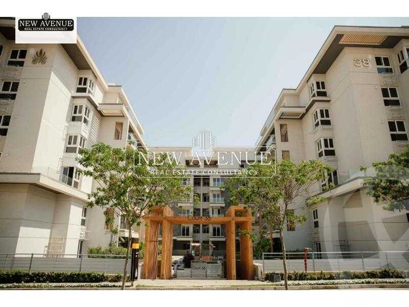 https://aqarmap.com.eg/en/listing/5758118-for-sale-cairo-new-cairo-compounds-mwntn-fyw-y-syty-club-park-mountain-view-icity