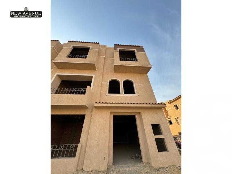 https://aqarmap.com.eg/en/listing/5784847-for-sale-cairo-new-cairo-compounds-kattameya-gardens