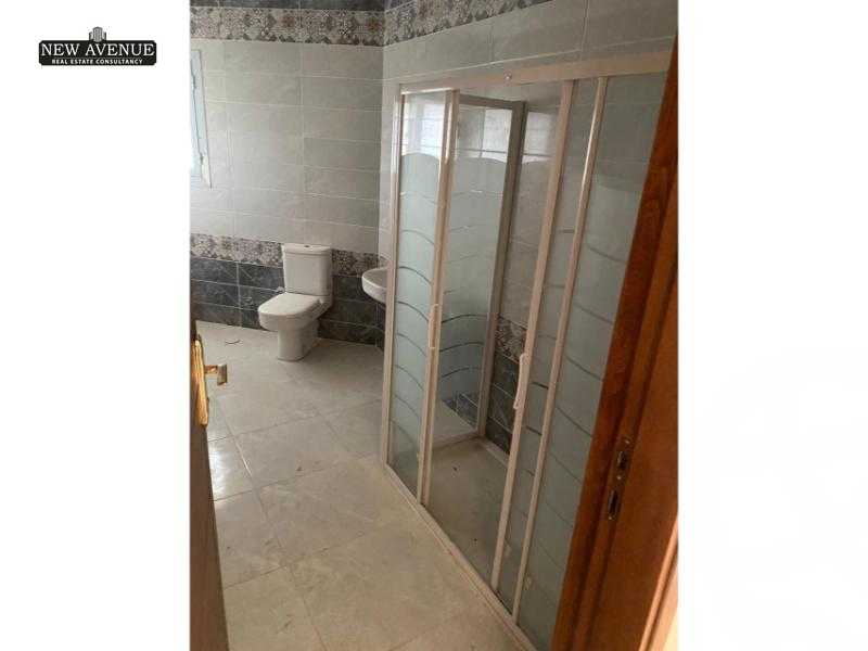 https://aqarmap.com.eg/en/listing/5785601-for-rent-cairo-new-cairo-compounds-mountain-view-hyde-park