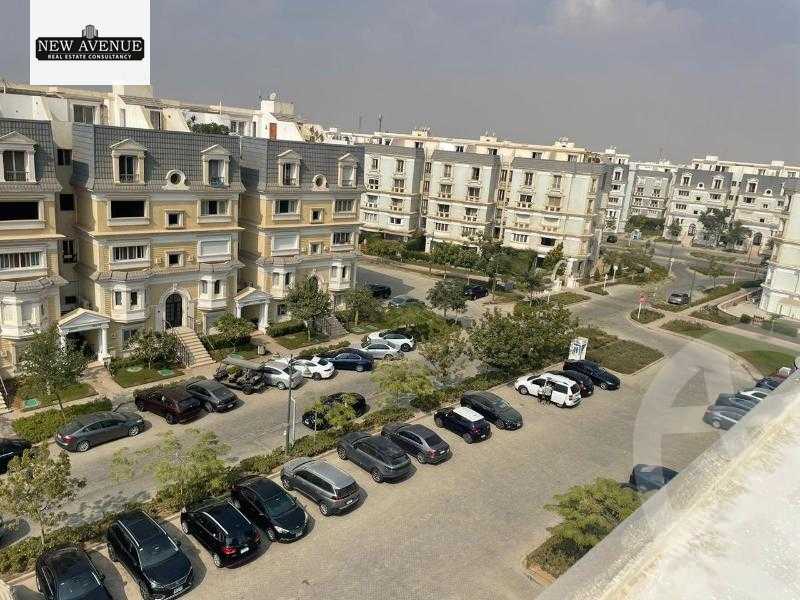 https://aqarmap.com.eg/en/listing/5791807-for-sale-cairo-new-cairo-compounds-mountain-view-hyde-park