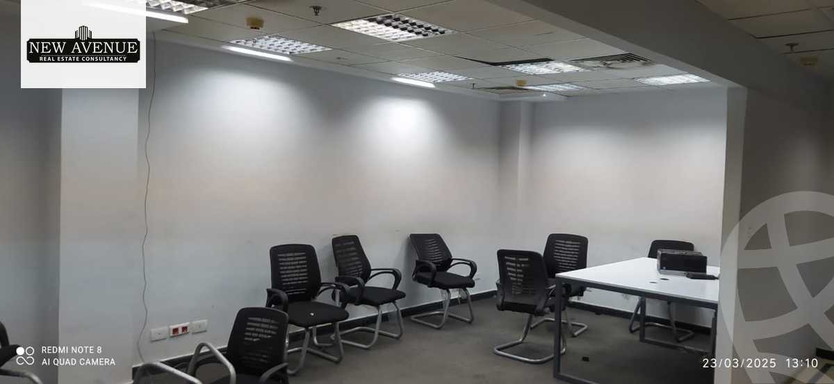 https://aqarmap.com.eg/ar/listing/5794421-for-rent-cairo-new-cairo-compounds-hyde-park-centre-ville-hyde-park
