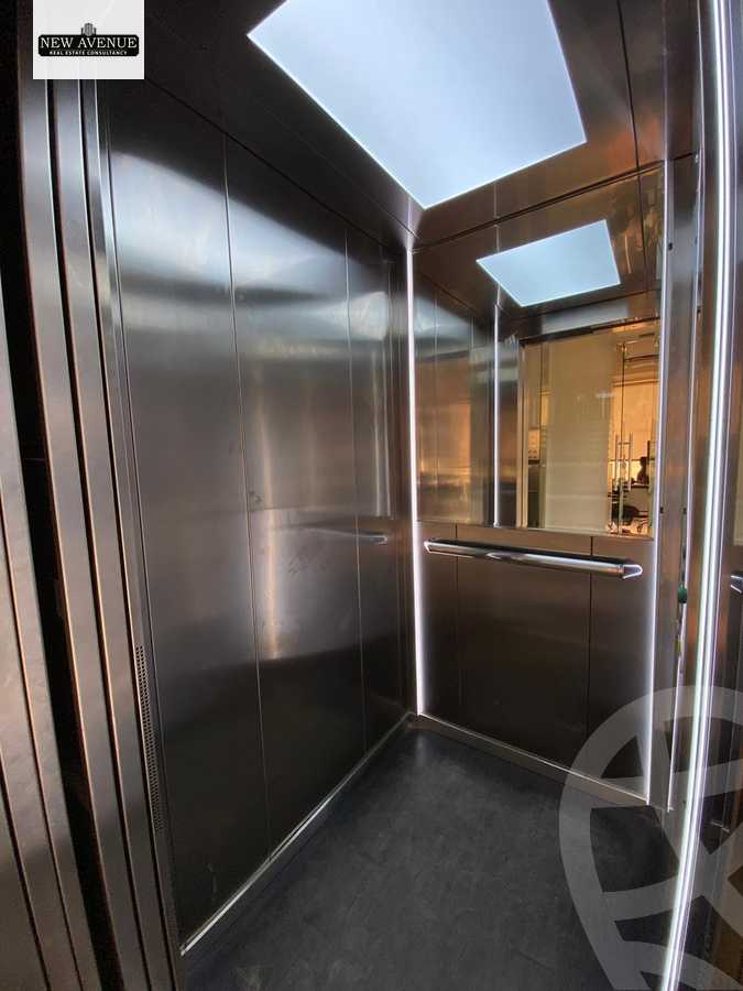 https://aqarmap.com.eg/ar/listing/5810459-for-rent-cairo-new-cairo-compounds-hyde-park-centre-ville-hyde-park