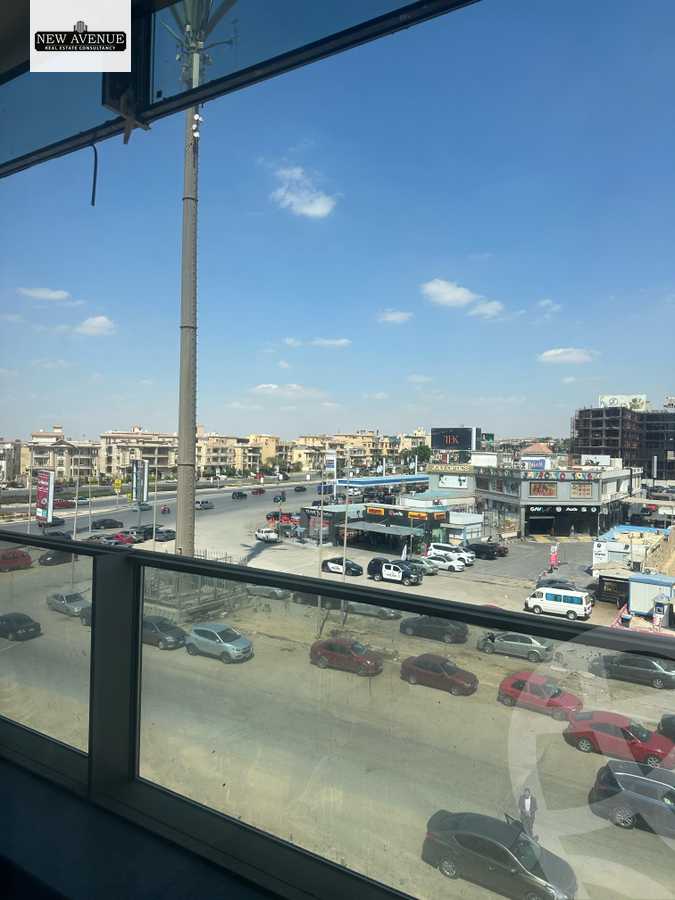 https://aqarmap.com.eg/ar/listing/5811230-for-sale-cairo-new-cairo-compounds-hyde-park-centre-ville-hyde-park