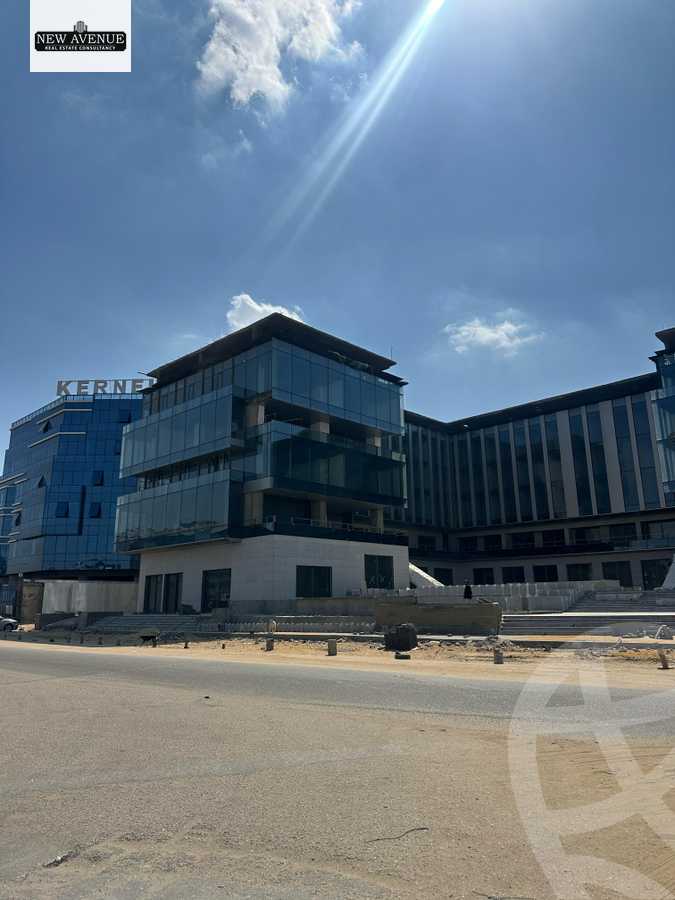 https://aqarmap.com.eg/ar/listing/5811230-for-sale-cairo-new-cairo-compounds-hyde-park-centre-ville-hyde-park