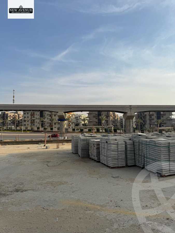 https://aqarmap.com.eg/ar/listing/5815474-for-sale-cairo-new-cairo-compounds-hyde-park-centre-ville-hyde-park