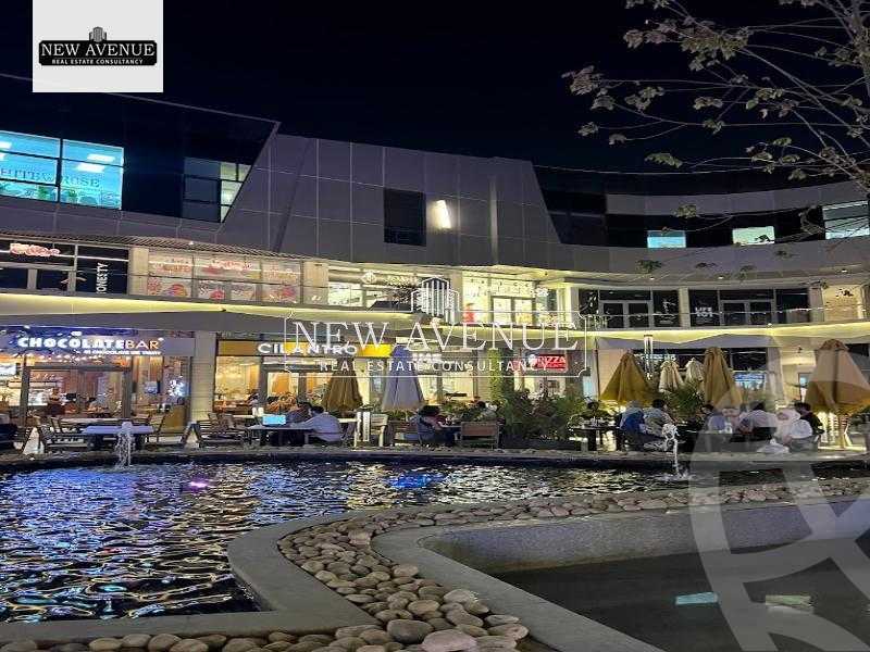 https://aqarmap.com.eg/en/listing/5816446-for-sale-cairo-new-cairo-compounds-dh-yrd-mwl