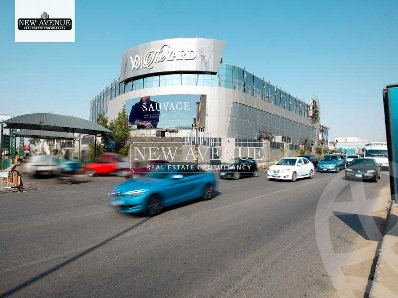 https://aqarmap.com.eg/en/listing/5816446-for-sale-cairo-new-cairo-compounds-dh-yrd-mwl