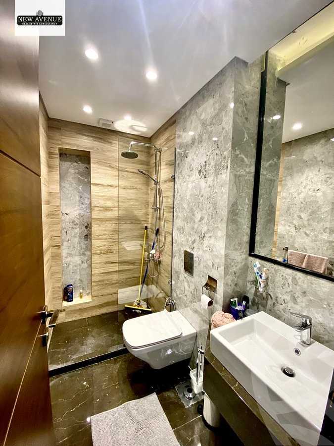 https://aqarmap.com.eg/en/listing/5820866-for-sale-cairo-new-cairo-compounds-hyde-park-centre-ville-hyde-park