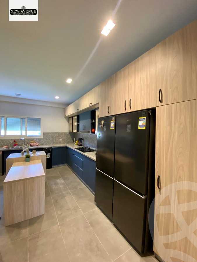 https://aqarmap.com.eg/en/listing/5820866-for-sale-cairo-new-cairo-compounds-hyde-park-centre-ville-hyde-park