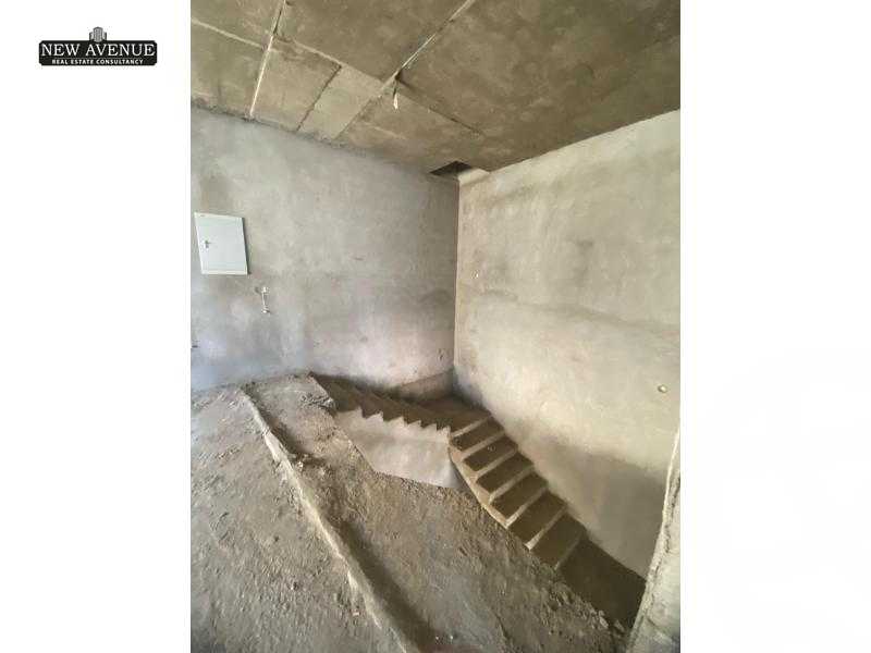 https://aqarmap.com.eg/en/listing/5827411-for-sale-cairo-new-cairo-compounds-city-gate-sapphire-city-gate
