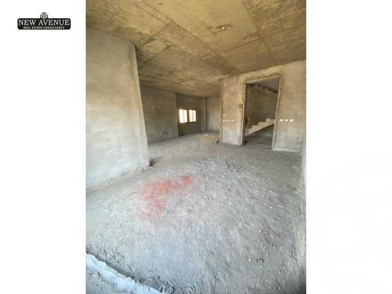https://aqarmap.com.eg/en/listing/5827411-for-sale-cairo-new-cairo-compounds-city-gate-sapphire-city-gate