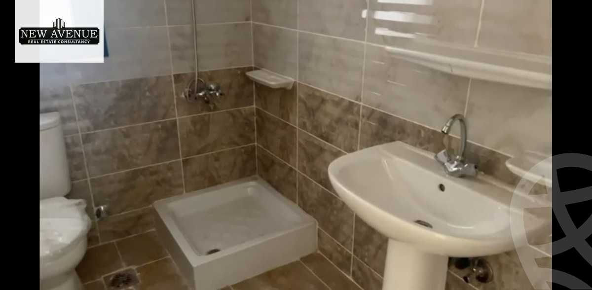 https://aqarmap.com.eg/ar/listing/5827532-for-sale-cairo-new-cairo-madinaty-twelfth-zone-buildings