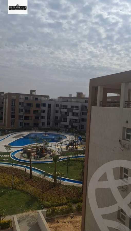 https://aqarmap.com.eg/ar/listing/5832928-for-sale-cairo-el-shorouk-compounds-granda-life