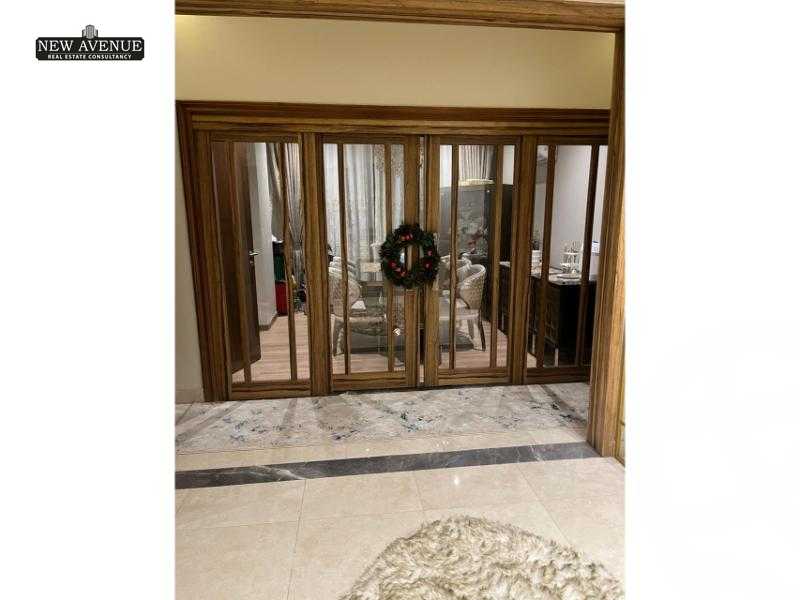 https://aqarmap.com.eg/en/listing/5835835-for-sale-cairo-new-cairo-compounds-fyfth-skwyr-mwl-lmrsm-llttwyr