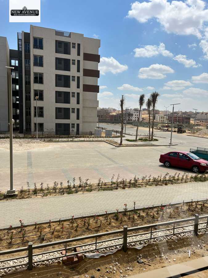 https://aqarmap.com.eg/en/listing/5837540-for-sale-cairo-new-cairo-compounds-blm-hylz-nyw-kyrw