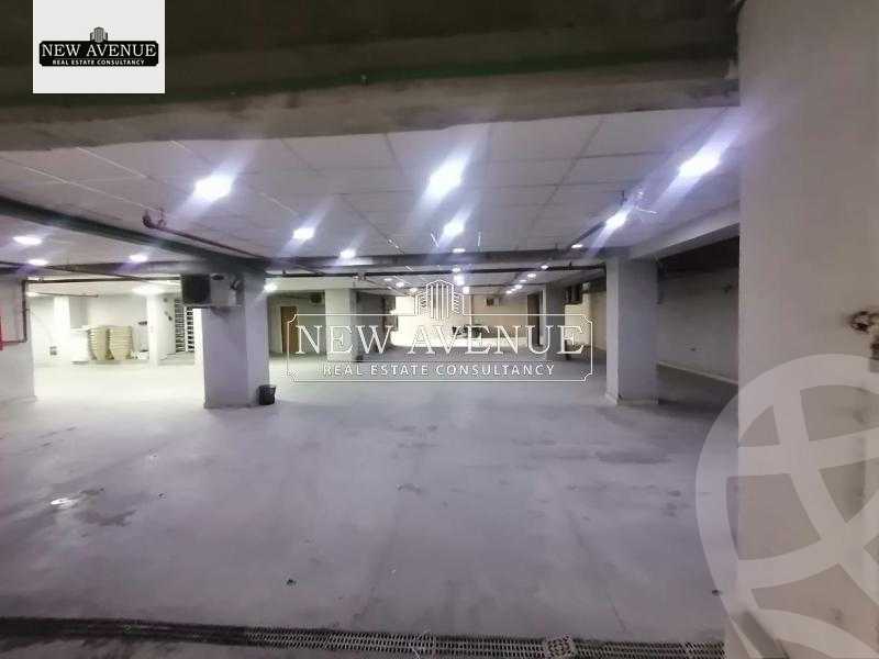 https://aqarmap.com.eg/en/listing/5842995-for-sale-cairo-new-cairo-compounds-golden-gate-redcon