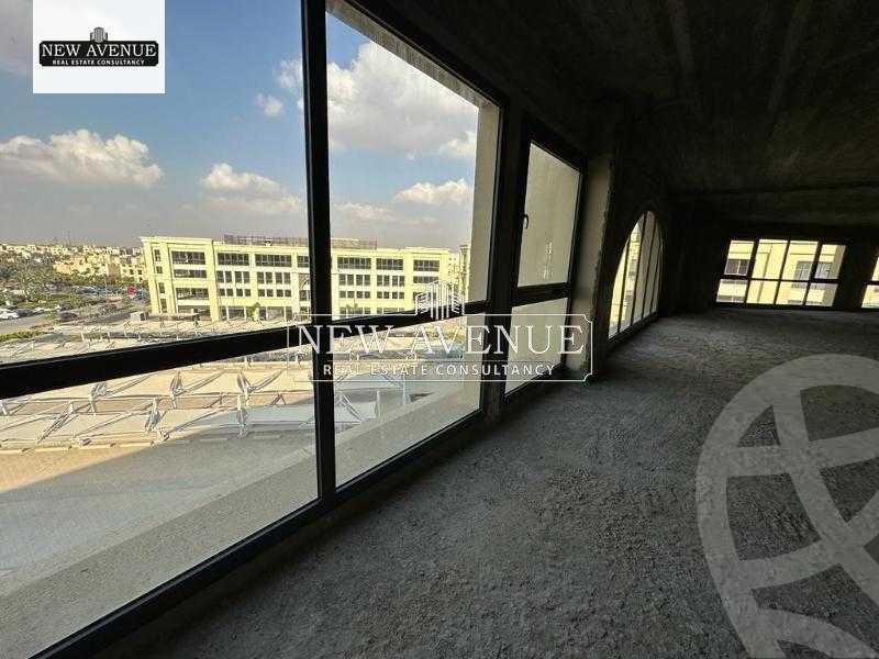 https://aqarmap.com.eg/ar/listing/5843047-for-sale-cairo-new-cairo-compounds-mivida-mivida-business-park-emaar