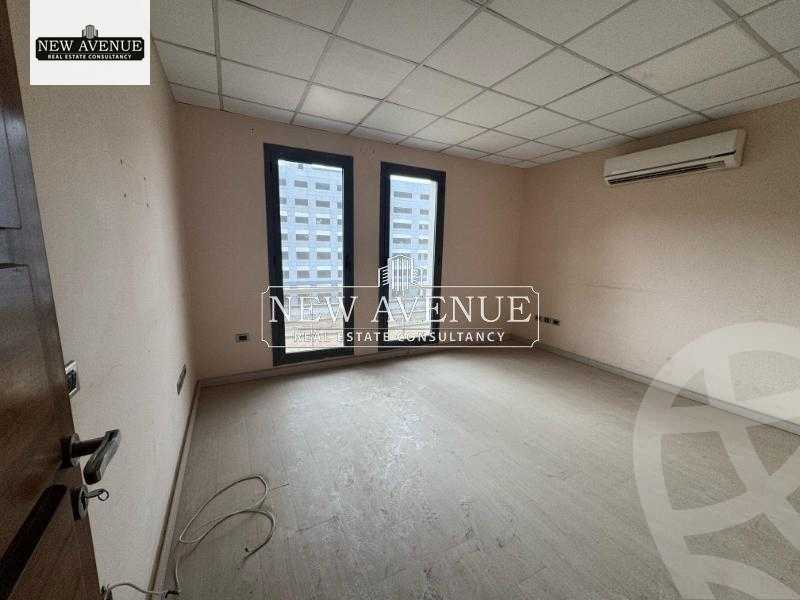 https://aqarmap.com.eg/en/listing/5847261-for-sale-cairo-new-cairo-compounds-tryfywm-skwyr-mwl-nm-llttwyr