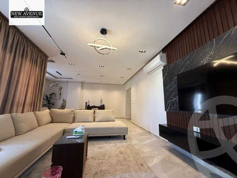 https://aqarmap.com.eg/en/listing/5853875-for-sale-cairo-new-cairo-compounds-villette-kmbwnd-sky-kwndwz-swdyk-villette