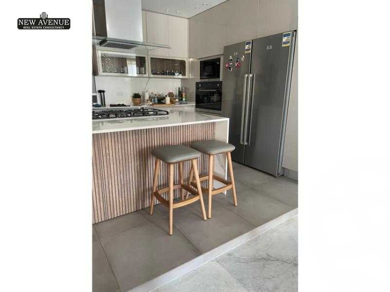 https://aqarmap.com.eg/ar/listing/5857261-for-sale-cairo-new-cairo-compounds-eastown-eastown-parks