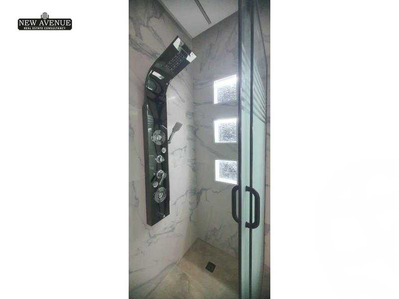 https://aqarmap.com.eg/en/listing/5857484-for-sale-cairo-new-cairo-compounds-moon-valley