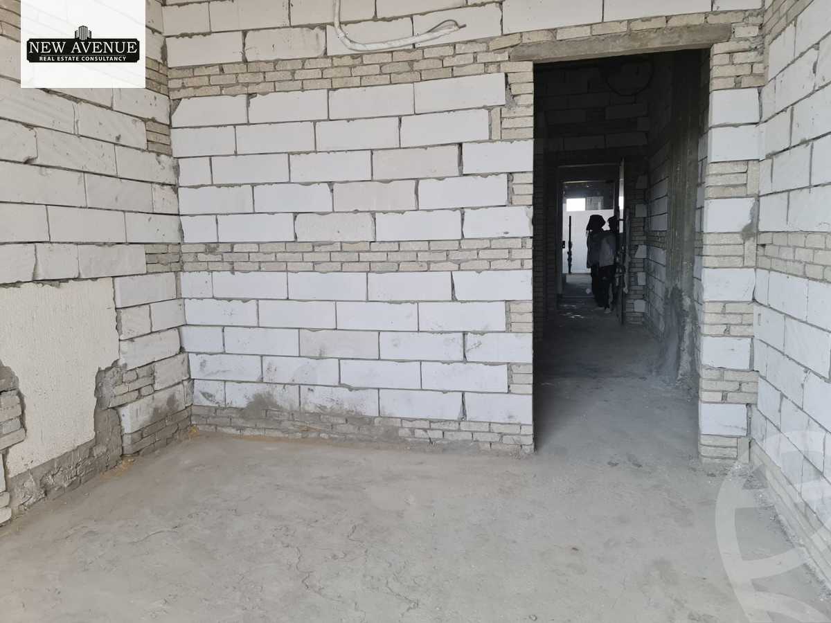 https://aqarmap.com.eg/en/listing/5858341-for-rent-cairo-new-cairo-compounds-mivida-mivida-business-park-emaar