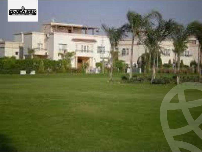 https://aqarmap.com.eg/en/listing/5859944-for-sale-cairo-new-cairo-lrhb-city-phase-1-ahmed-rami-st