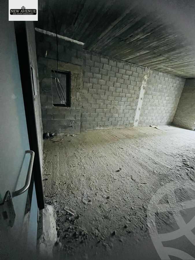 https://aqarmap.com.eg/en/listing/5863516-for-rent-cairo-new-cairo-compounds-hyde-park-business-district