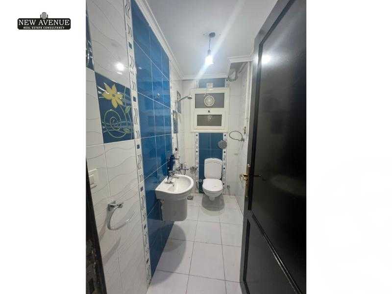 https://aqarmap.com.eg/en/listing/5864054-for-sale-cairo-new-cairo-lrhb-city-phase-1-ahmed-rami-st