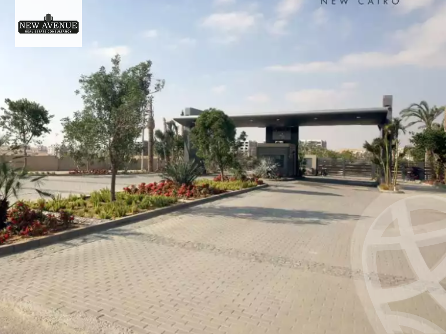 https://aqarmap.com.eg/en/listing/5869179-for-sale-cairo-new-cairo-compounds-blm-hylz-nyw-kyrw