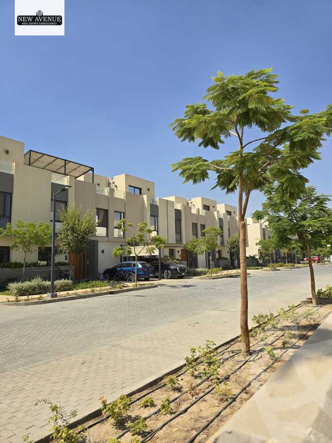 https://aqarmap.com.eg/en/listing/5870573-for-sale-cairo-el-shorouk-compounds-alborouj