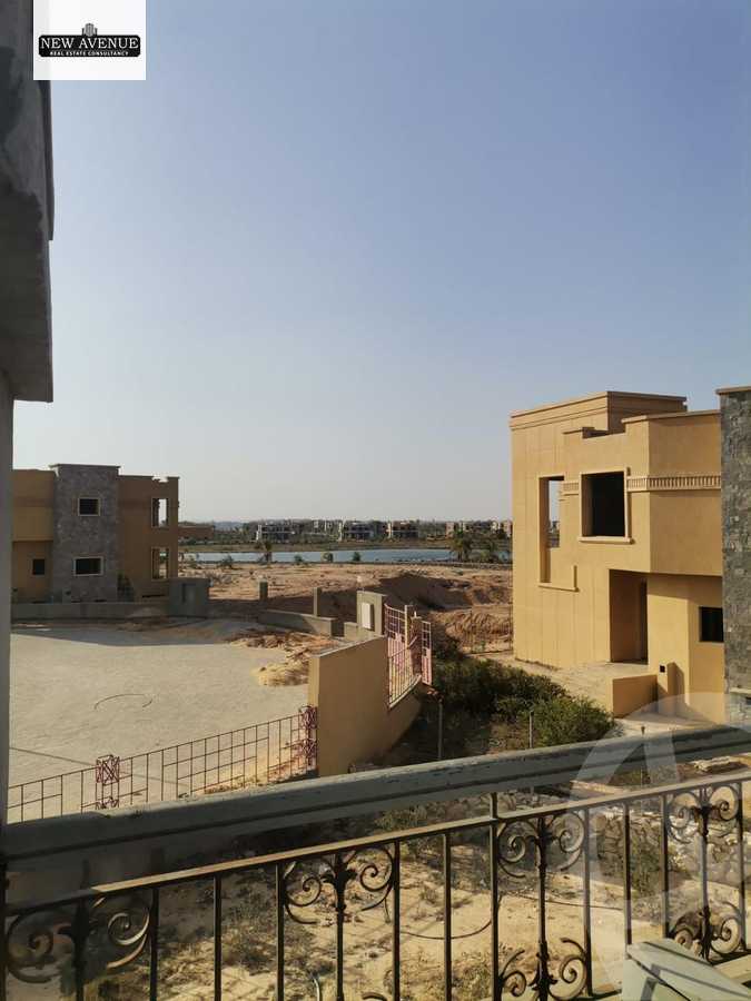 https://aqarmap.com.eg/en/listing/5874539-for-sale-cairo-el-shorouk-compounds-yfy-ryzydns