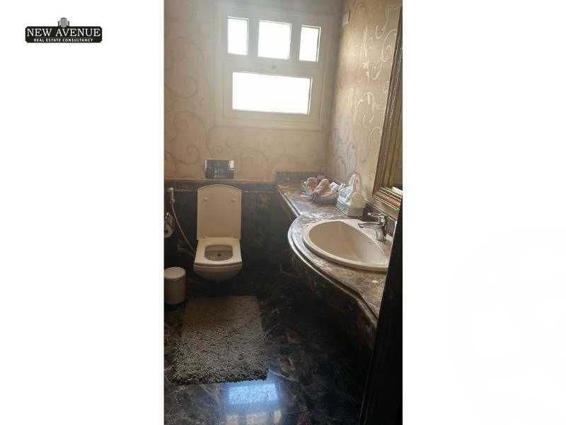 https://aqarmap.com.eg/en/listing/5874642-for-sale-cairo-new-cairo-sharq-el-akadamiya-al-tahrir-st