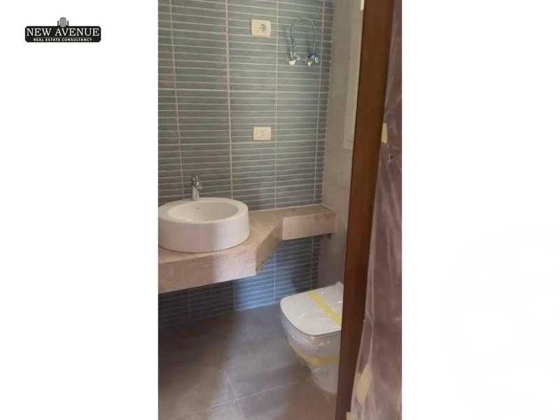 https://aqarmap.com.eg/en/listing/5874706-for-sale-cairo-new-cairo-compounds-el-patio-oro