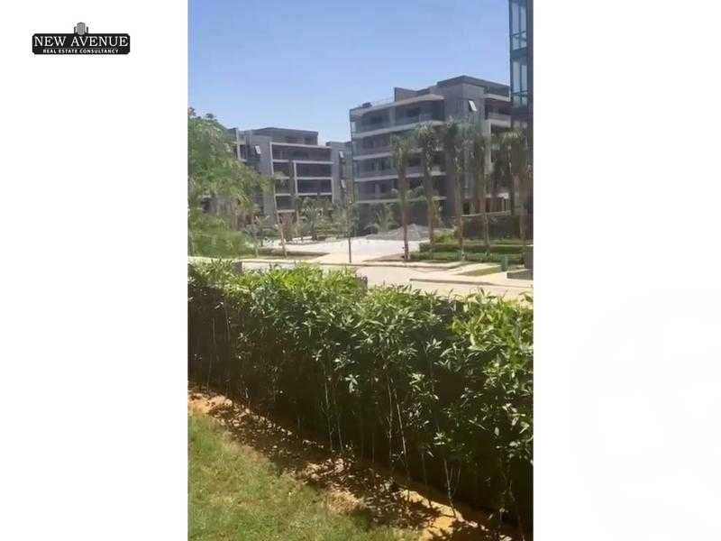 https://aqarmap.com.eg/en/listing/5874706-for-sale-cairo-new-cairo-compounds-el-patio-oro
