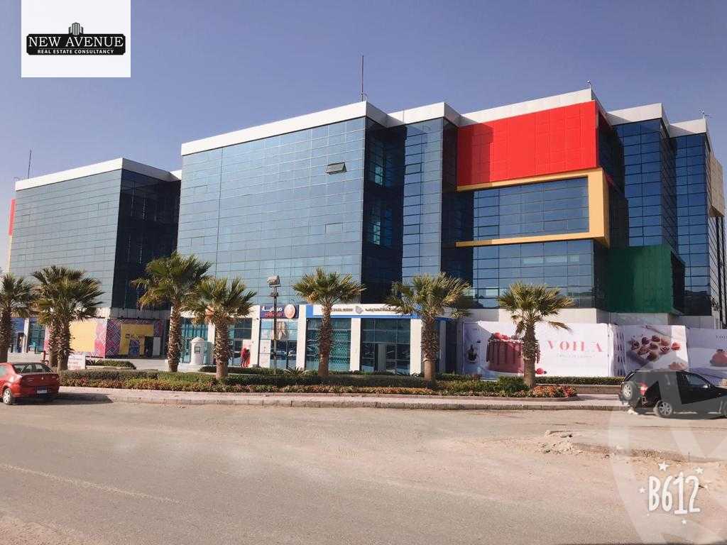 https://aqarmap.com.eg/en/listing/5794658-for-sale-cairo-new-cairo-compounds-top-90-mall