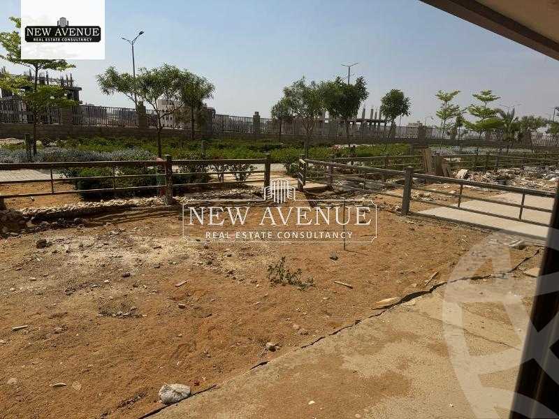 https://aqarmap.com.eg/en/listing/5878684-for-sale-cairo-new-cairo-compounds-blm-hylz-nyw-kyrw