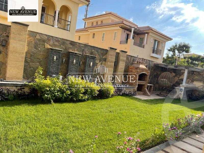 https://aqarmap.com.eg/ar/listing/5878696-for-sale-cairo-new-cairo-compounds-hyde-park-centre-ville-hyde-park