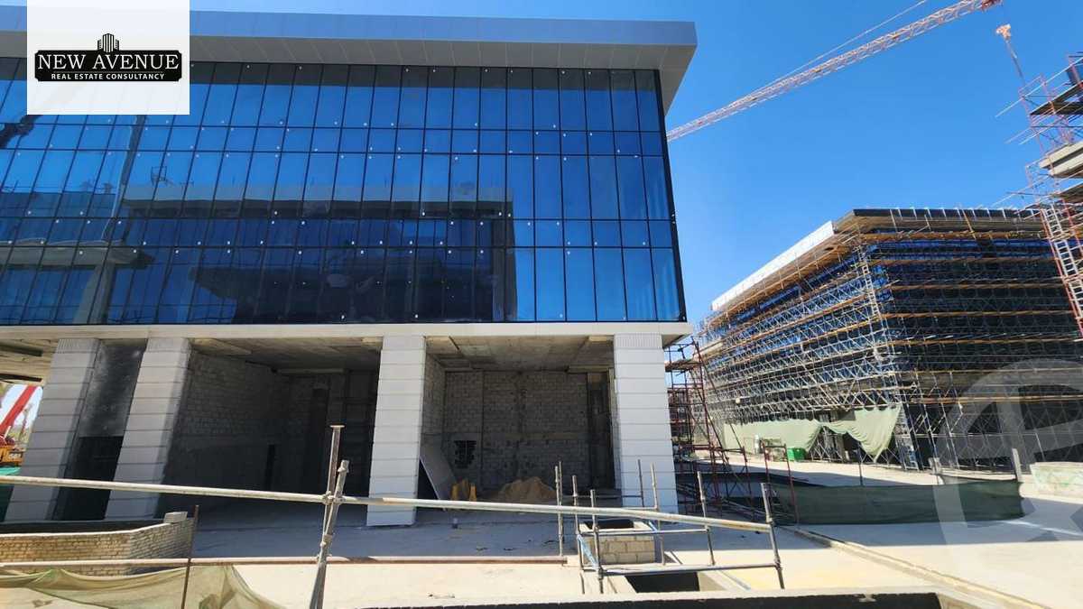 https://aqarmap.com.eg/en/listing/5880188-for-sale-cairo-new-cairo-compounds-golden-gate-redcon