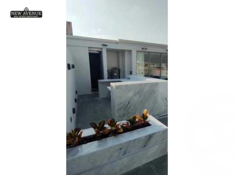 https://aqarmap.com.eg/ar/listing/5881039-for-sale-cairo-new-cairo-compounds-moon-valley