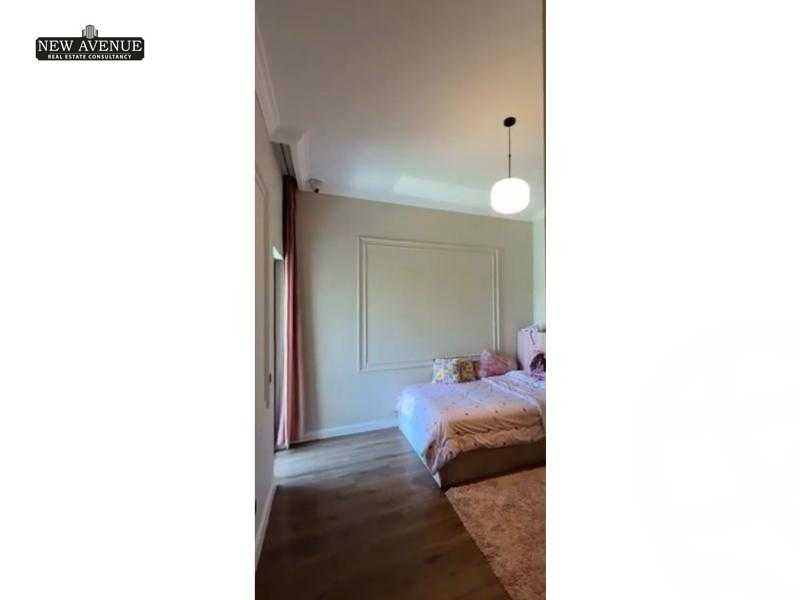 https://aqarmap.com.eg/ar/listing/5881039-for-sale-cairo-new-cairo-compounds-moon-valley