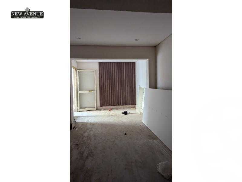 https://aqarmap.com.eg/en/listing/5881253-for-sale-cairo-new-cairo-lmstqbl-syty-compounds-lavenir
