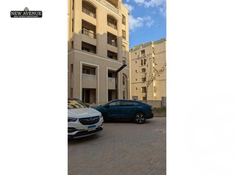 https://aqarmap.com.eg/en/listing/5881253-for-sale-cairo-new-cairo-lmstqbl-syty-compounds-lavenir
