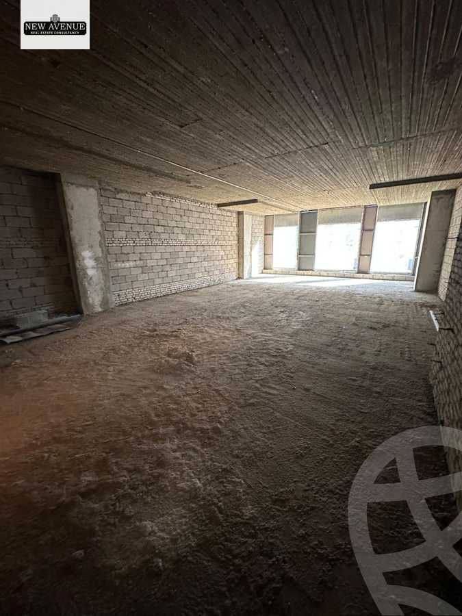 https://aqarmap.com.eg/en/listing/5882969-for-rent-cairo-new-cairo-compounds-mivida-mivida-business-park-emaar