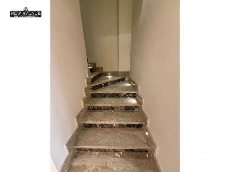 https://aqarmap.com.eg/en/listing/5885438-for-sale-cairo-new-cairo-compounds-el-patio-oro