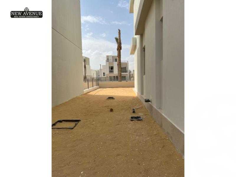 https://aqarmap.com.eg/ar/listing/5885481-for-sale-cairo-el-sheikh-zayed-city-compounds-kyrw-jyt-eden-cairo-gate