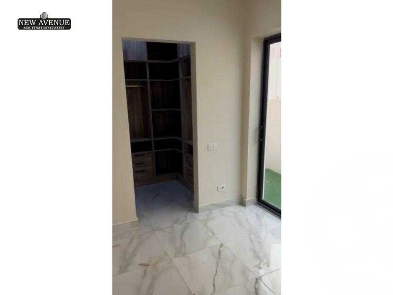 https://aqarmap.com.eg/en/listing/5886128-for-sale-cairo-new-cairo-compounds-lakeview-residence