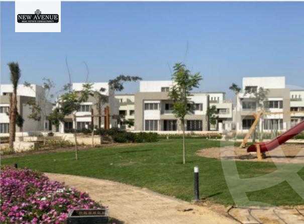 https://aqarmap.com.eg/en/listing/5887212-for-sale-cairo-new-cairo-compounds-hyde-park