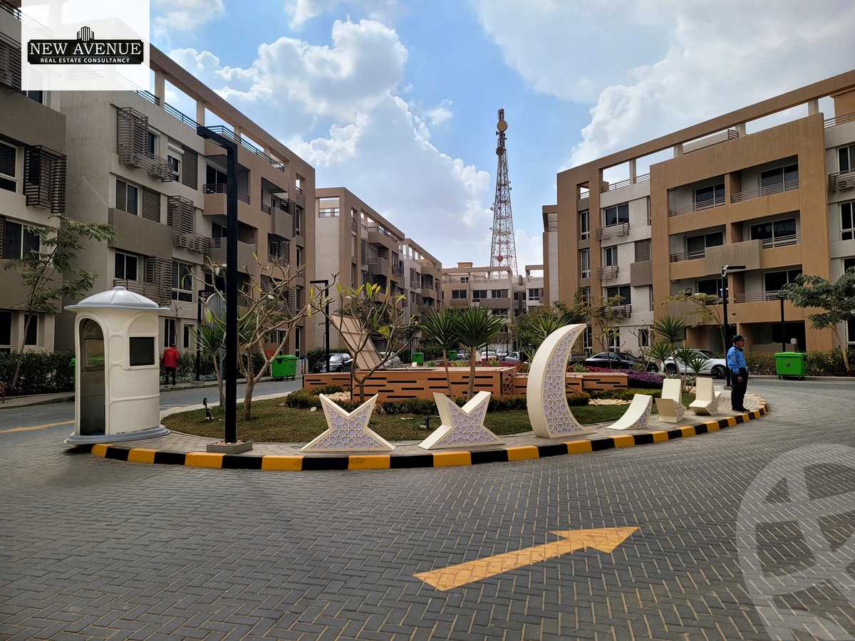 https://aqarmap.com.eg/en/listing/5887272-for-sale-cairo-el-shorouk-compounds-granda-life